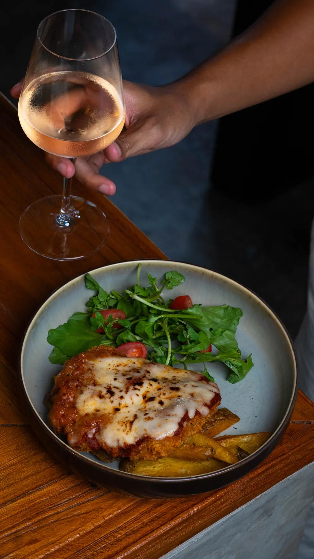 Chicken parmigiana paired with wine
